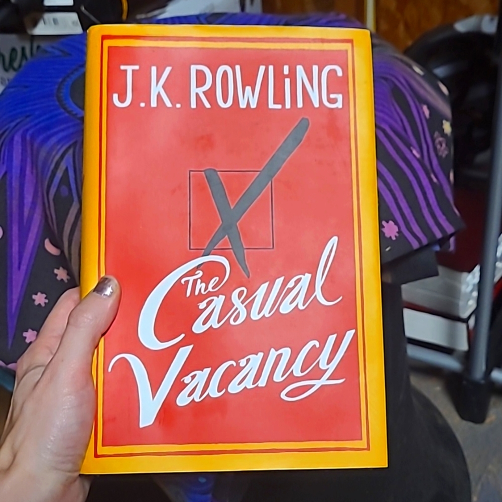 📖 Casual Vacancy ♡ JK Rowling